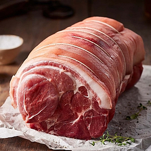 FREE RANGE BONELESS PORK SHOULDER JOINT 1kg